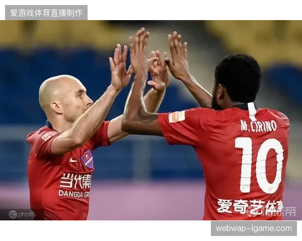 中超联赛版权分层协议若缺乏强制闭环,单一授权模式将导致次级内容生产商被彻底边缘化 中超联赛版权分层协议若缺乏强制闭环,单一授权模式将导致次级内容生产商被彻底边缘化